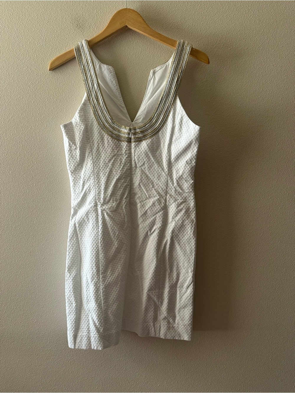 Lilly Pulitzer Valli shift dress resort white gold embroidered sz 8 style 003064 - Picture 3 of 7